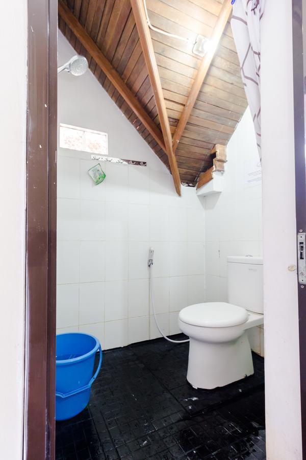 Pele Guesthouse Бандунг Екстер'єр фото